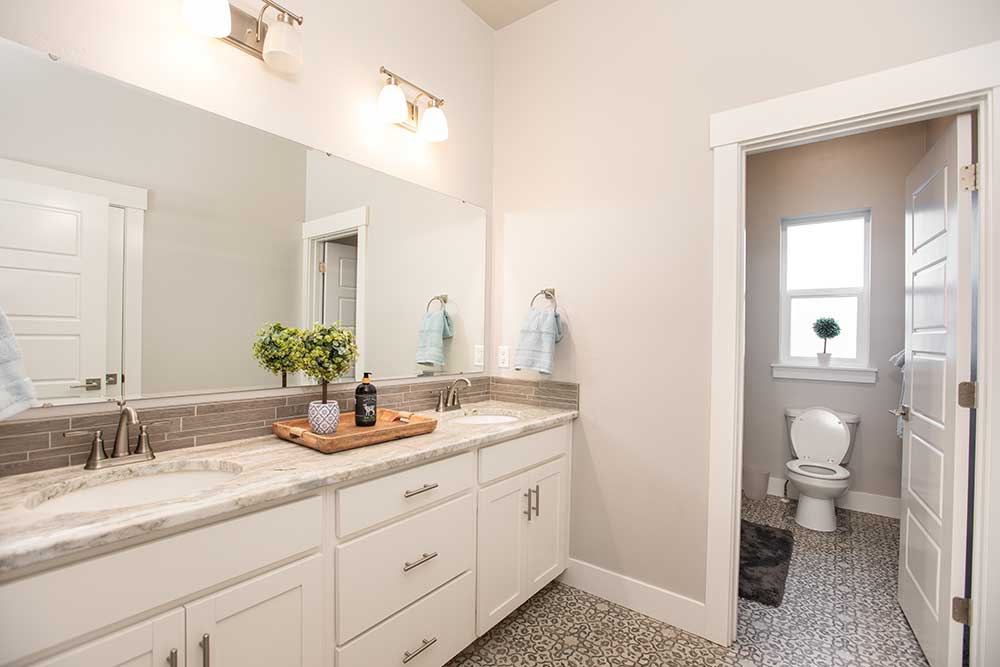 eagle creek bathroom